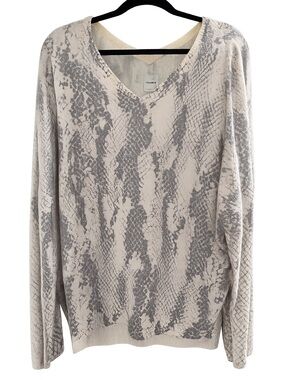 Maeve 100% Cashmere Cream and Light Gray V-Neck Cashmere Sweater